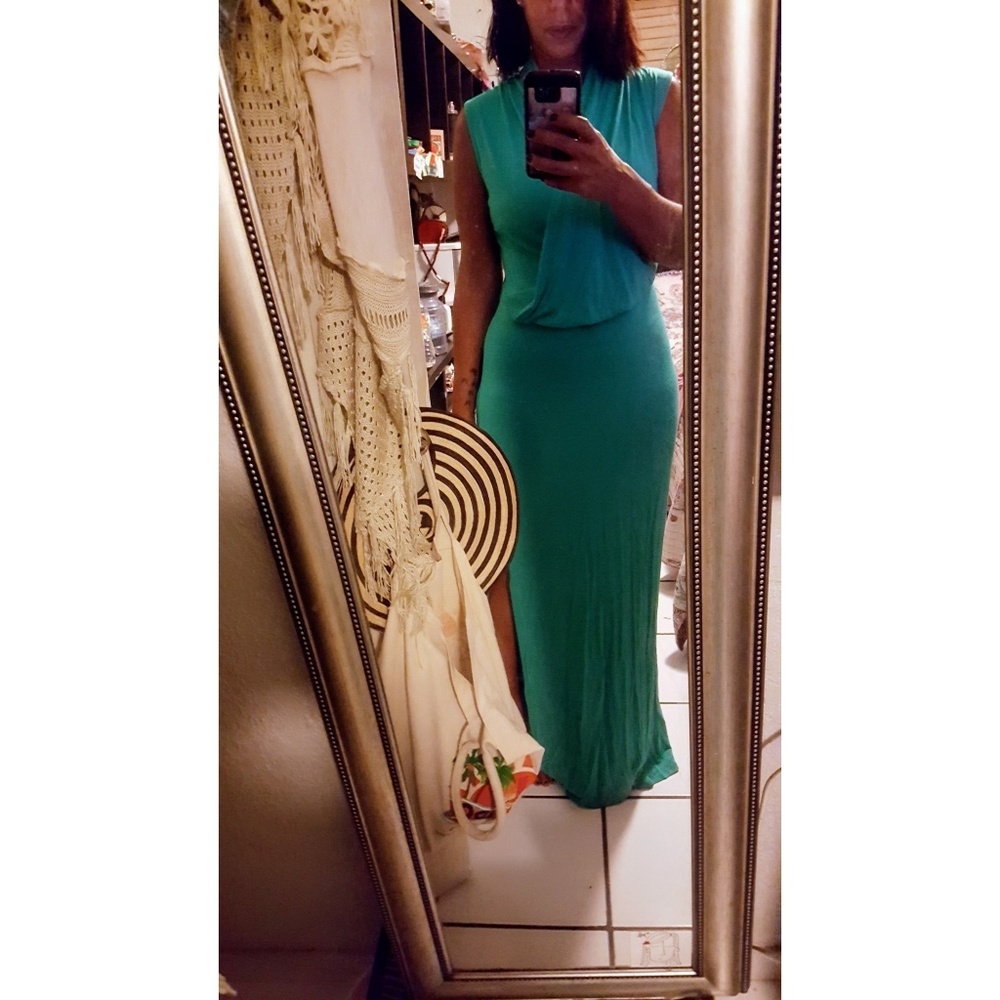 Bebe Maxi dress